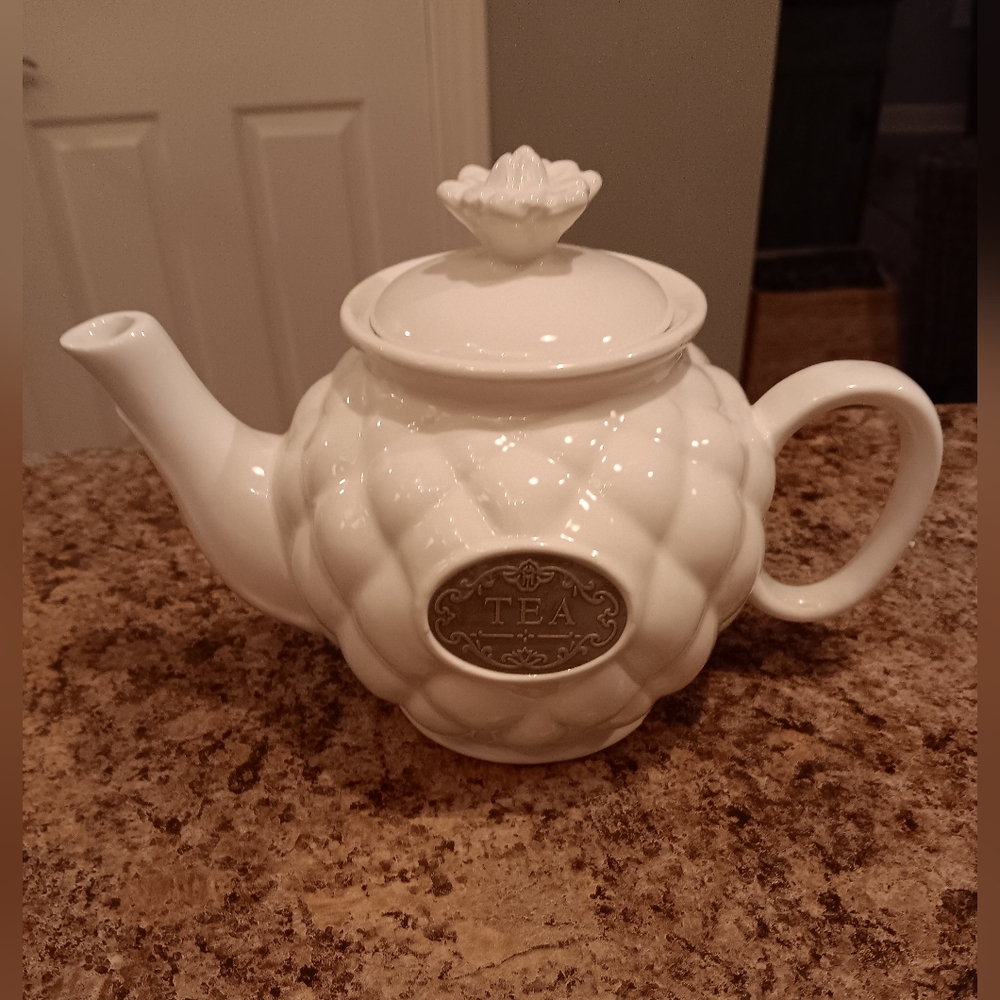 Elegant White THL Ceramic Teapot